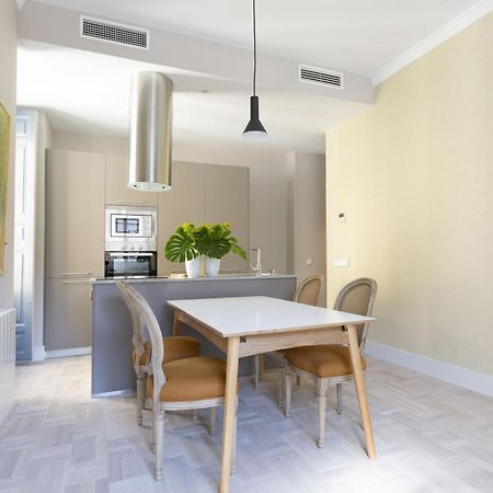 Precioso Apt En La Plaza De La Paja Latina Madrid Exterior foto