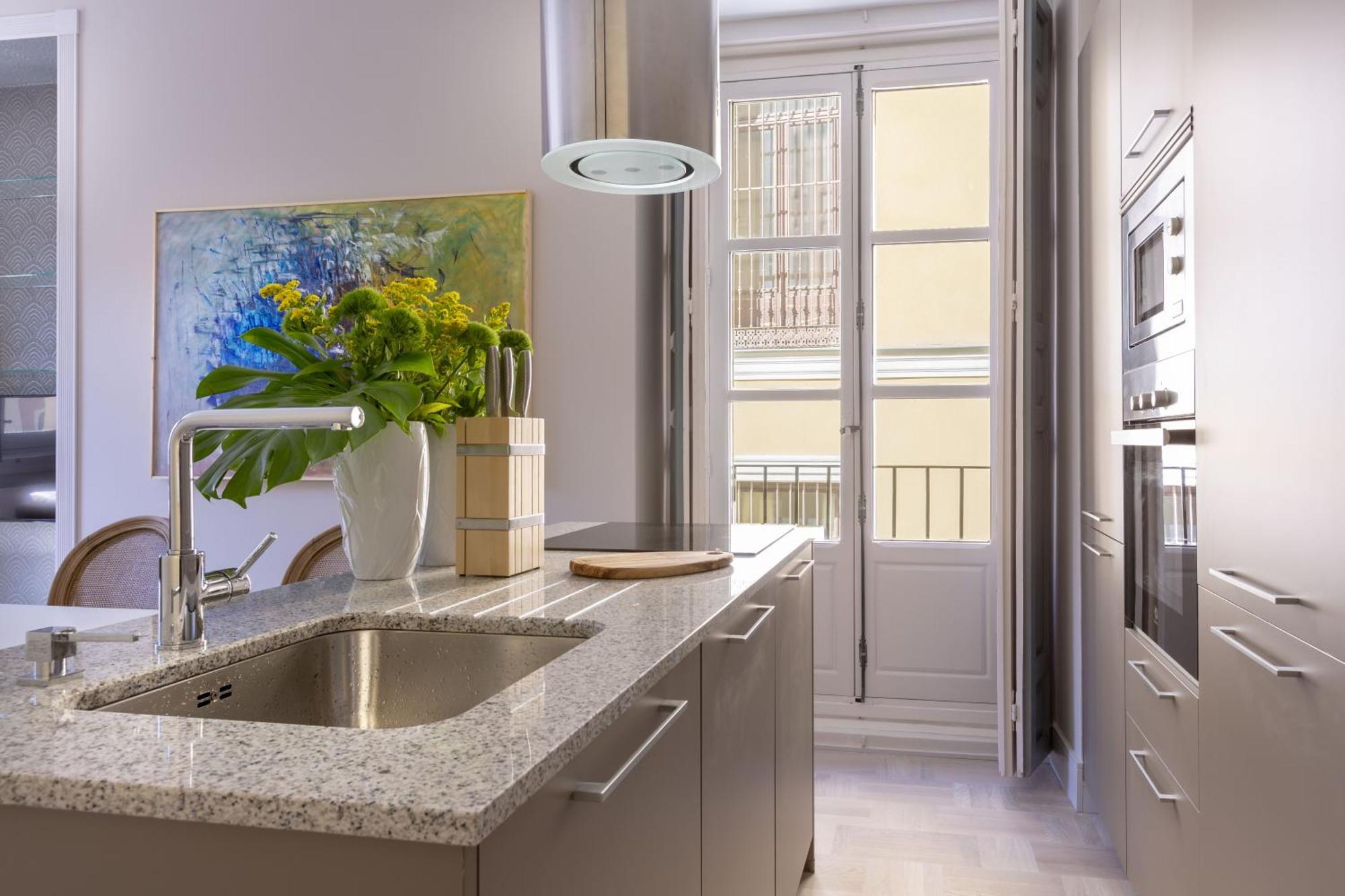 Precioso Apt En La Plaza De La Paja Latina Madrid Exterior foto