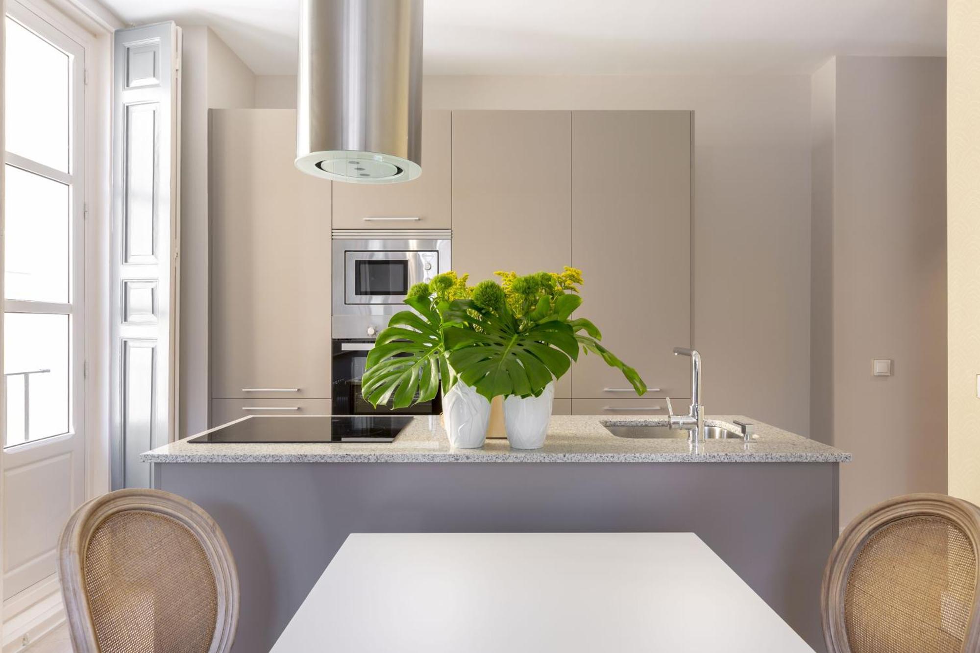 Precioso Apt En La Plaza De La Paja Latina Madrid Exterior foto
