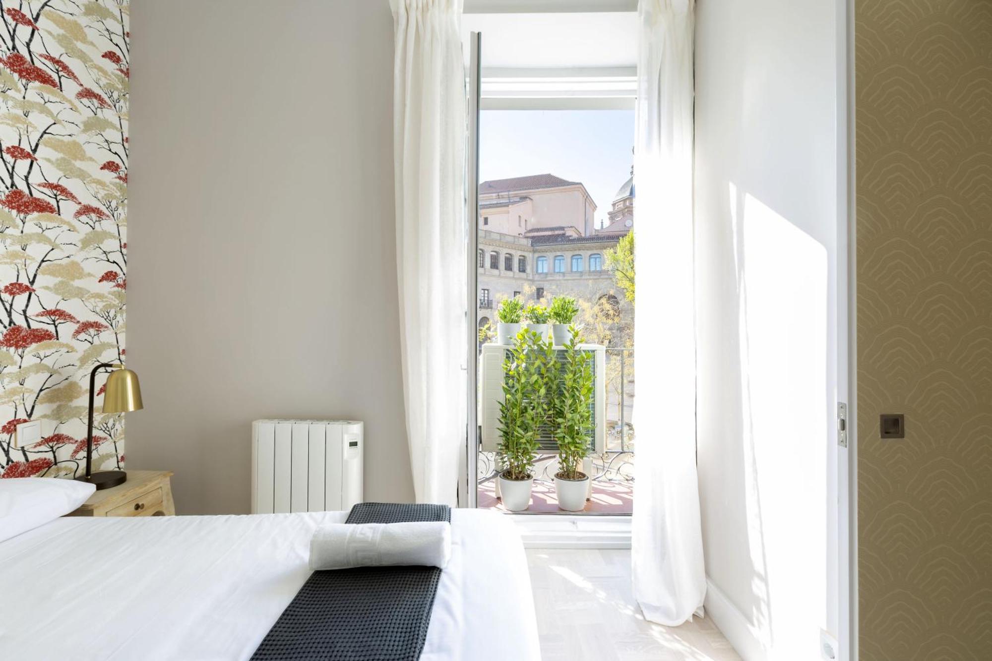 Precioso Apt En La Plaza De La Paja Latina Madrid Exterior foto